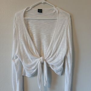 Faded Glory White Tie-Front Crop Top